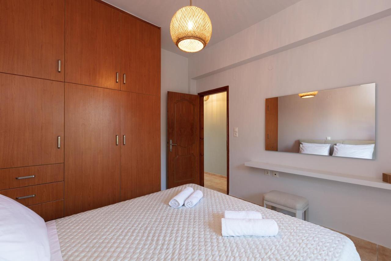 Aparthotel Pietra Di Mare Petres  Exterior foto
